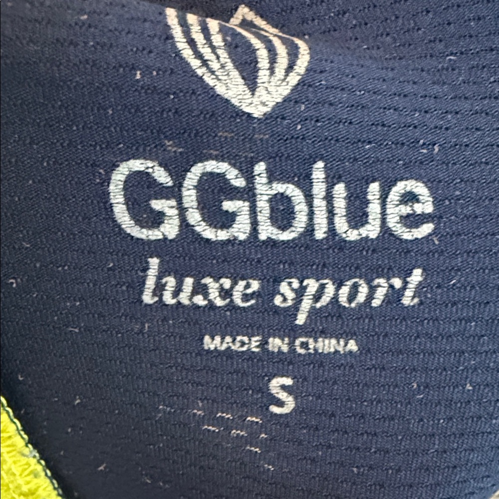 Navy and Yellow Women's Golf/ collard Top - Picture 3 of 4